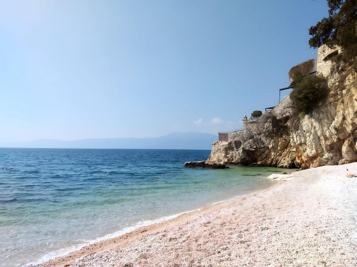 The Grand Mansion Residence On La Guardia Rijeka Exterior photo